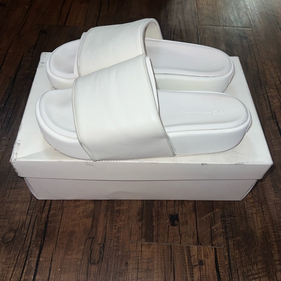 Yohji Yamamoto Y-3 x Adidas Platform Slides - Picture 3 of 10